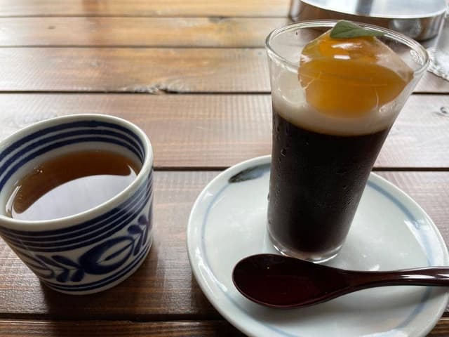 Cafeレストラン HUTTE 310 - サブ画像1