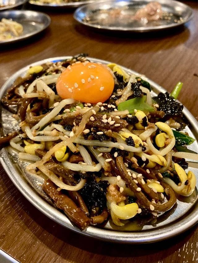 大衆鶏焼肉 鶏とし - サブ画像1