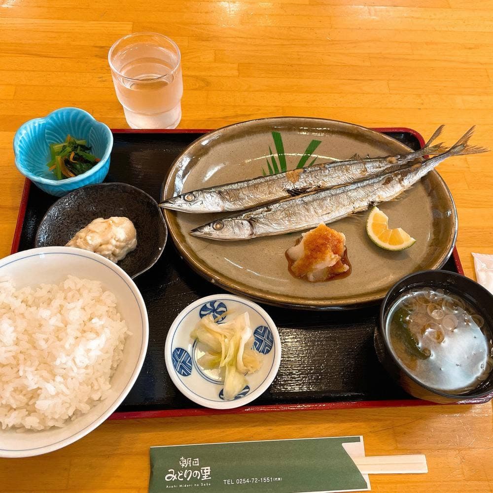 食堂 みどりの里 道の駅朝日