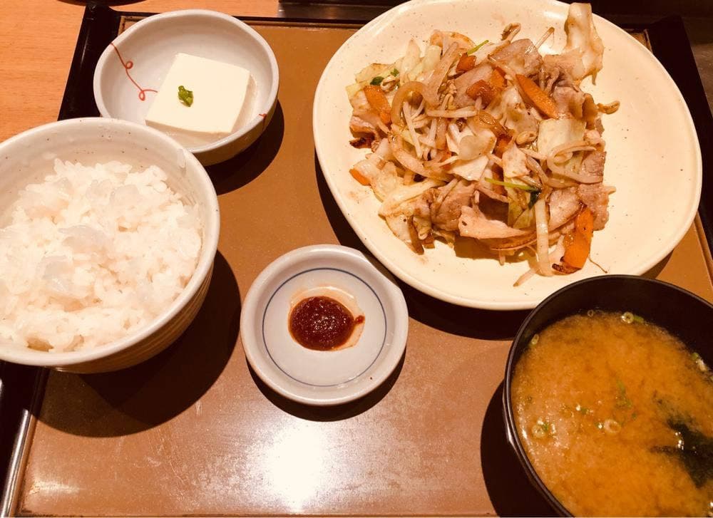 やよい軒 鶴橋店