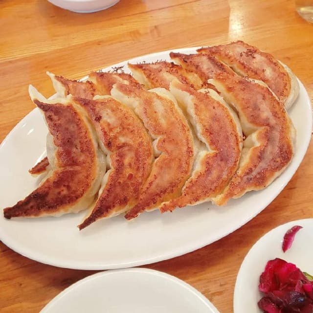 餃子屋 栢山店 - サブ画像1