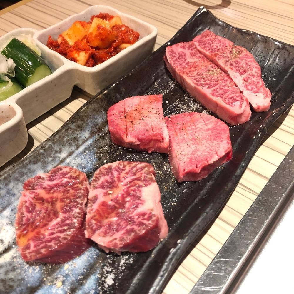 焼肉 童