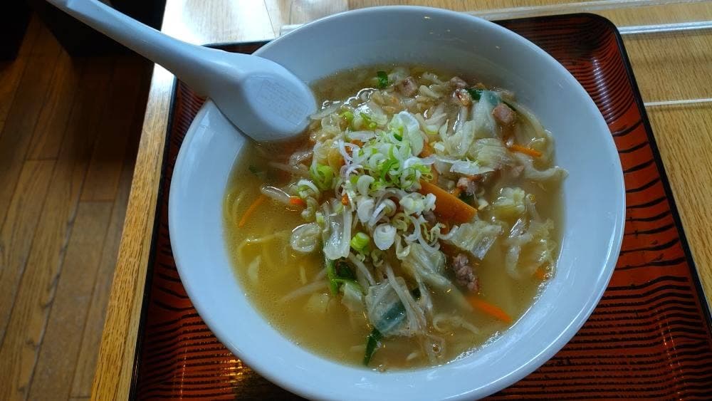 つたや食堂