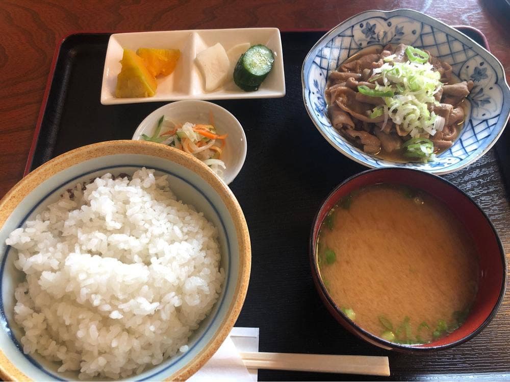 はなぞの食堂