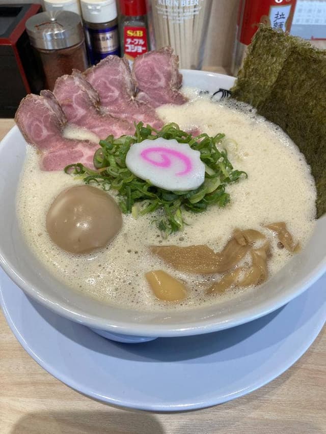 鶏そば 唆る 堀田本店 - サブ画像3