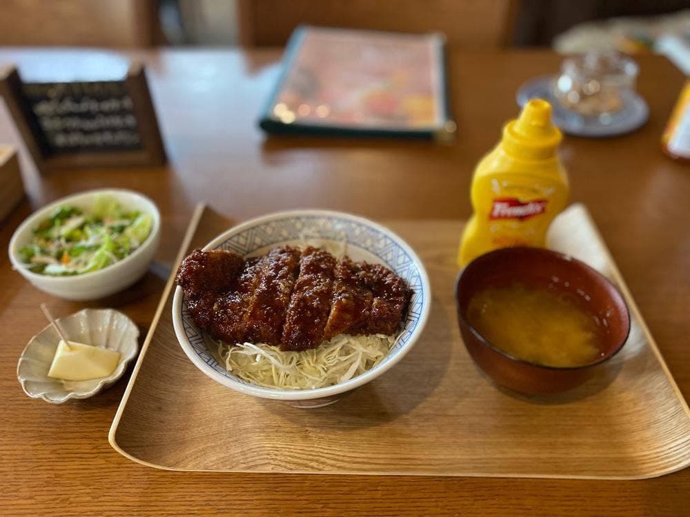 ファットリア こもと