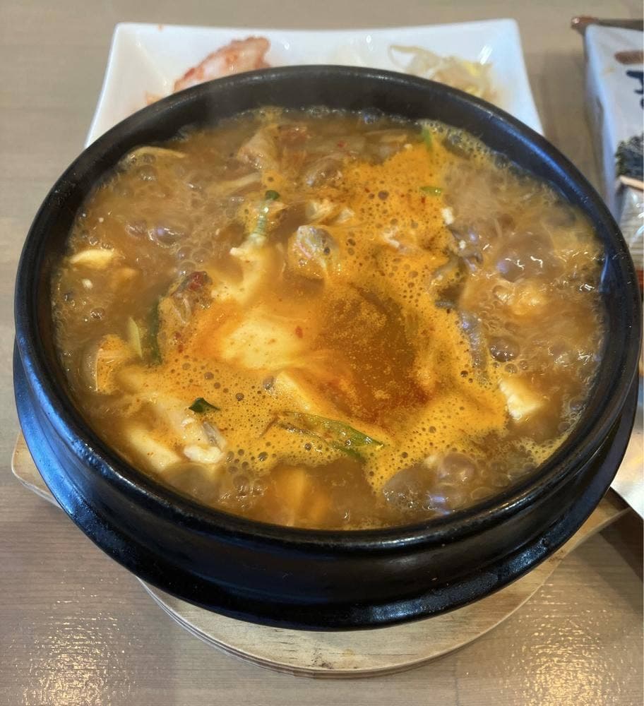 スンドゥブ専門店 3匹の子ぶた