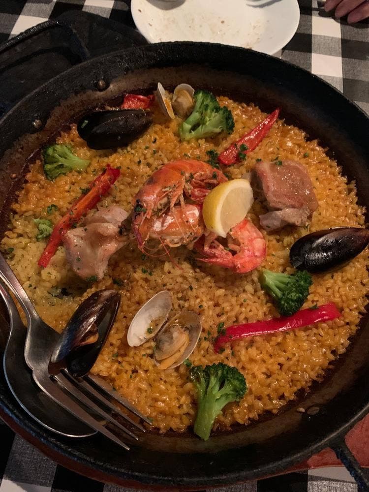 スペイン料理 ラ コルメナ