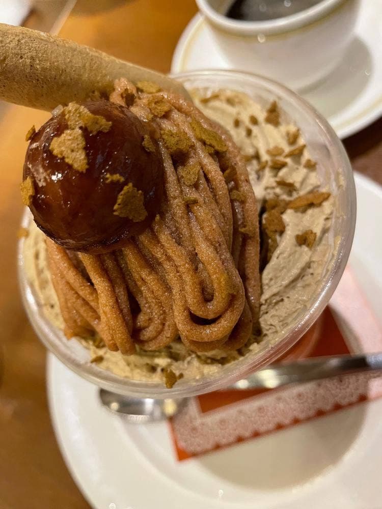 ロイヤルホスト 八事店