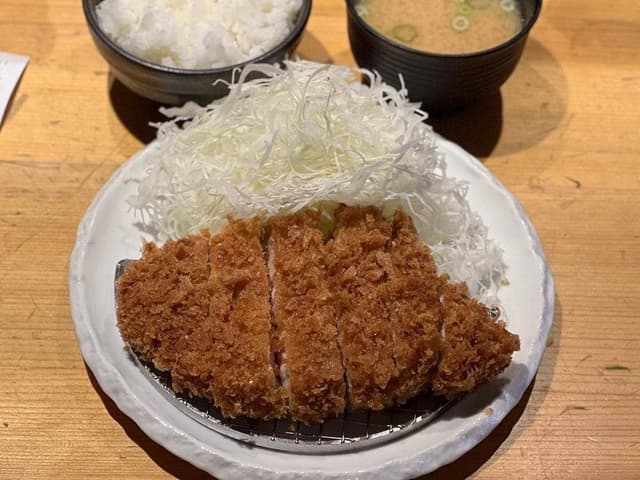 かつ丼 トンテキ 豚屋とん一 姫路駅前店 - サブ画像3
