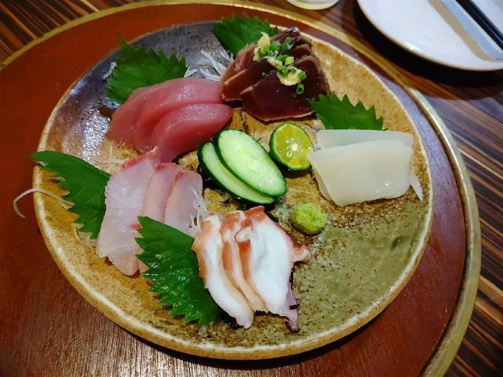 島料理 楽園