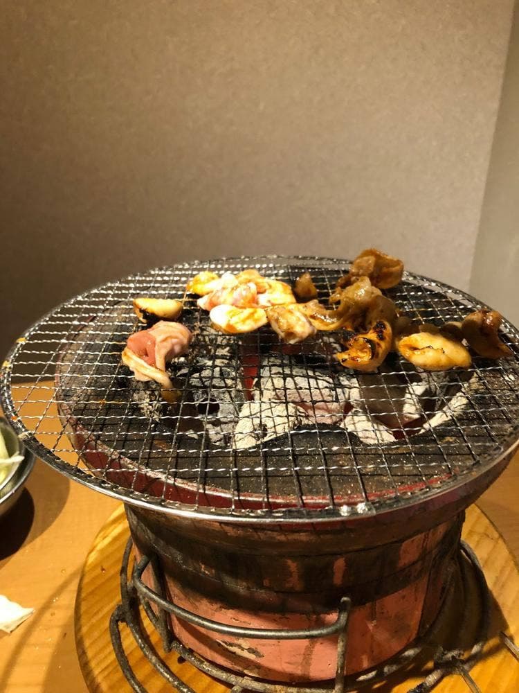 大衆焼肉ホルモン酒場 とりとん 上飯田店