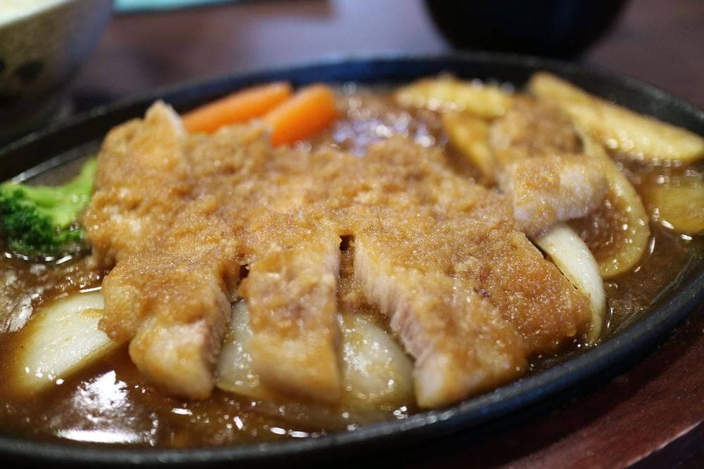 あげいん