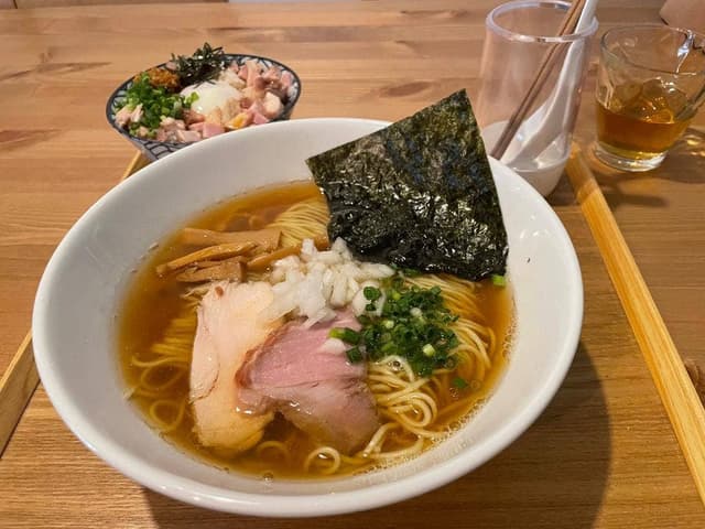 North West - サブ画像1