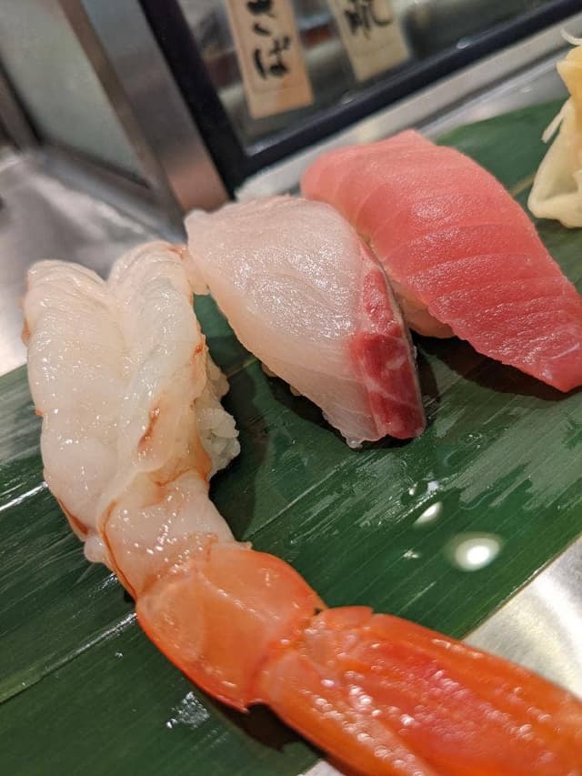 立喰い寿司 魚がし日本一 エキュート品川店 - サブ画像3