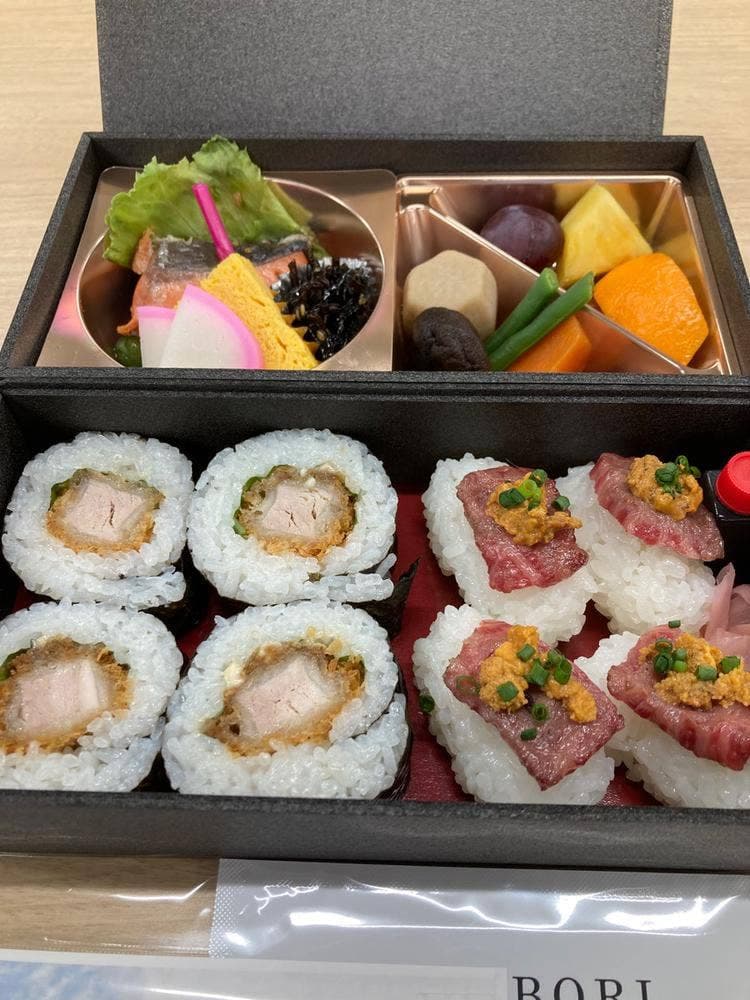 お食事処 銚屋