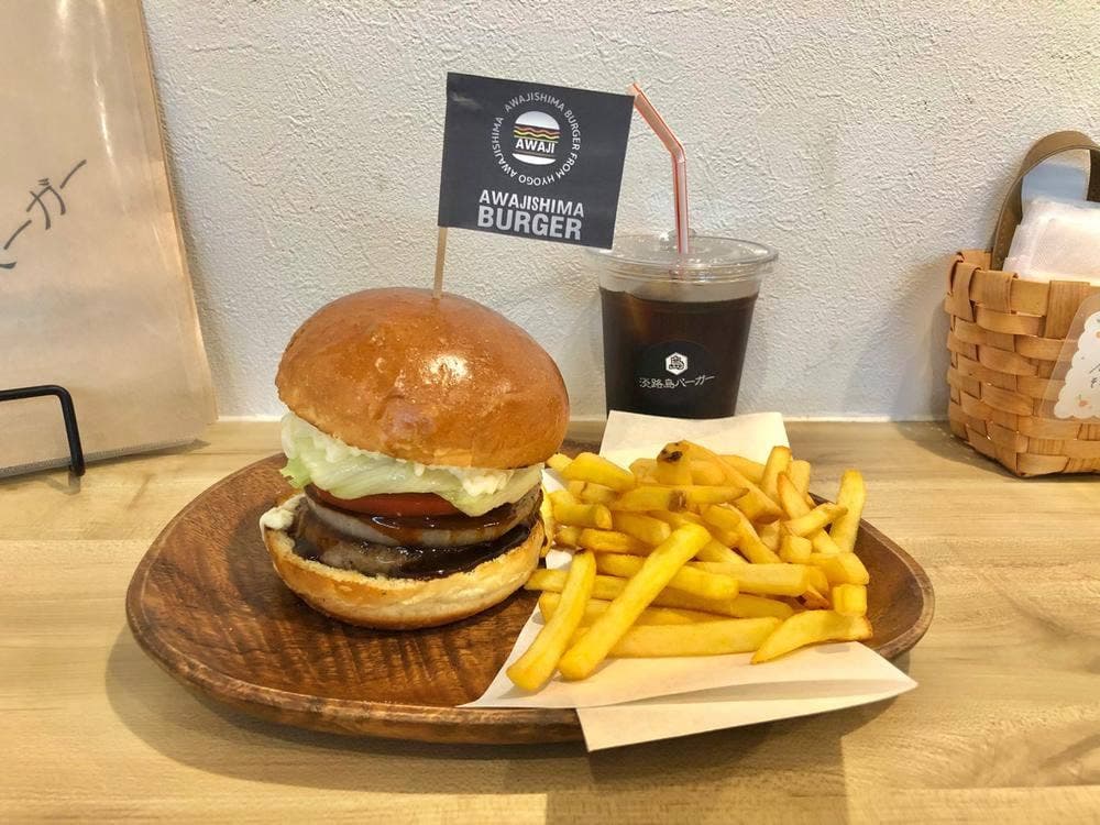 淡路島バーガー 福岡志免店
