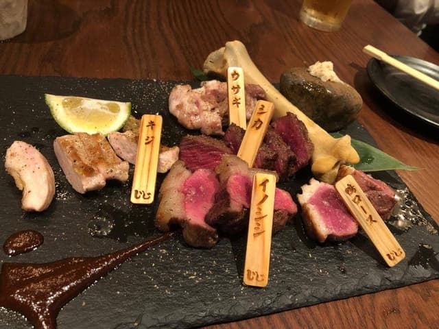 焼き鳥と肉炉端とワイン ももんじ屋 じじ - サブ画像3
