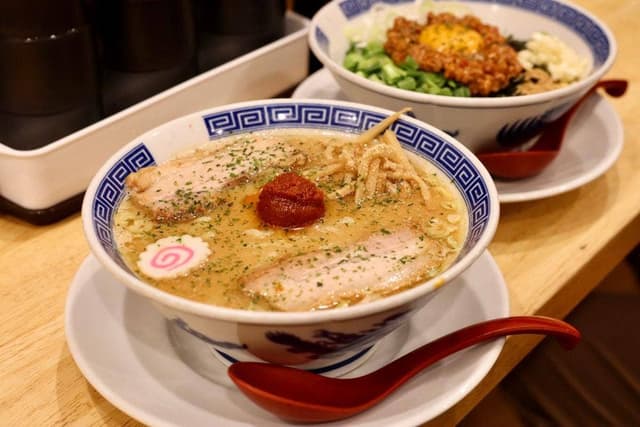 からみそラーメン ふくろう 栄店 - サブ画像1