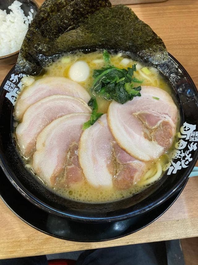 横浜家系ラーメン 町田商店 田端店 - サブ画像2