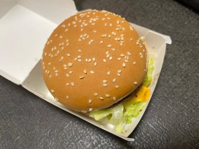 マクドナルド 六本松駅前店 - サブ画像1