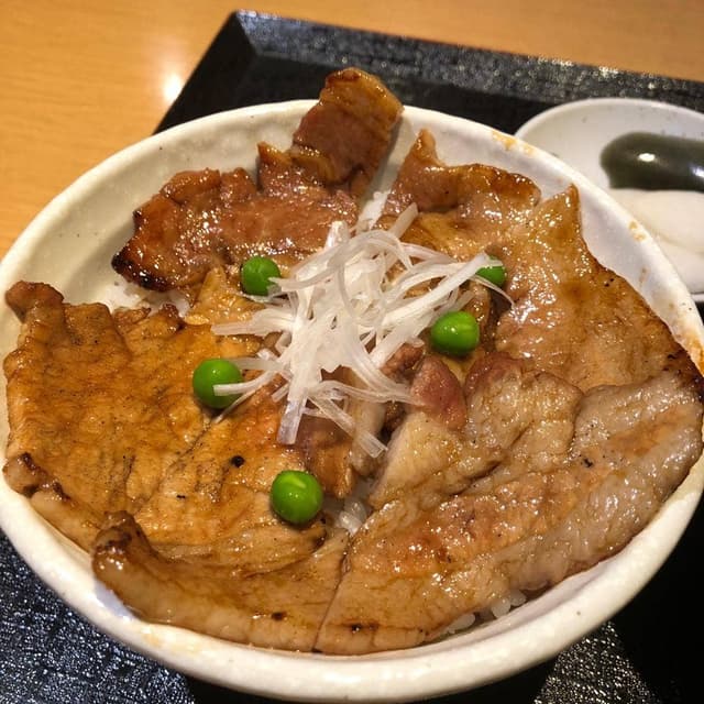 ぶた一家 - サブ画像2