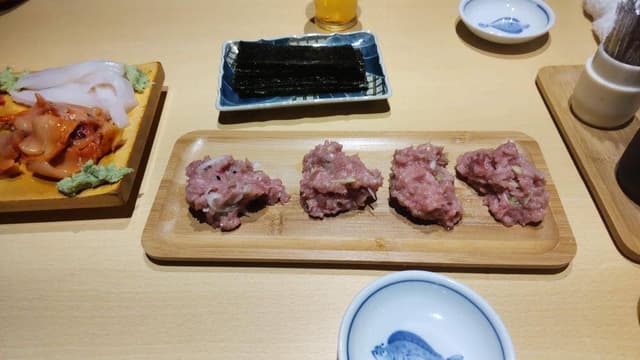 春鮨 - サブ画像1