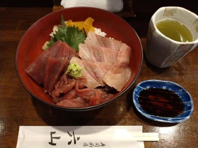 寿司厨房 六山 - サブ画像3