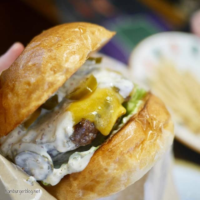 Nick & Renee - サブ画像1