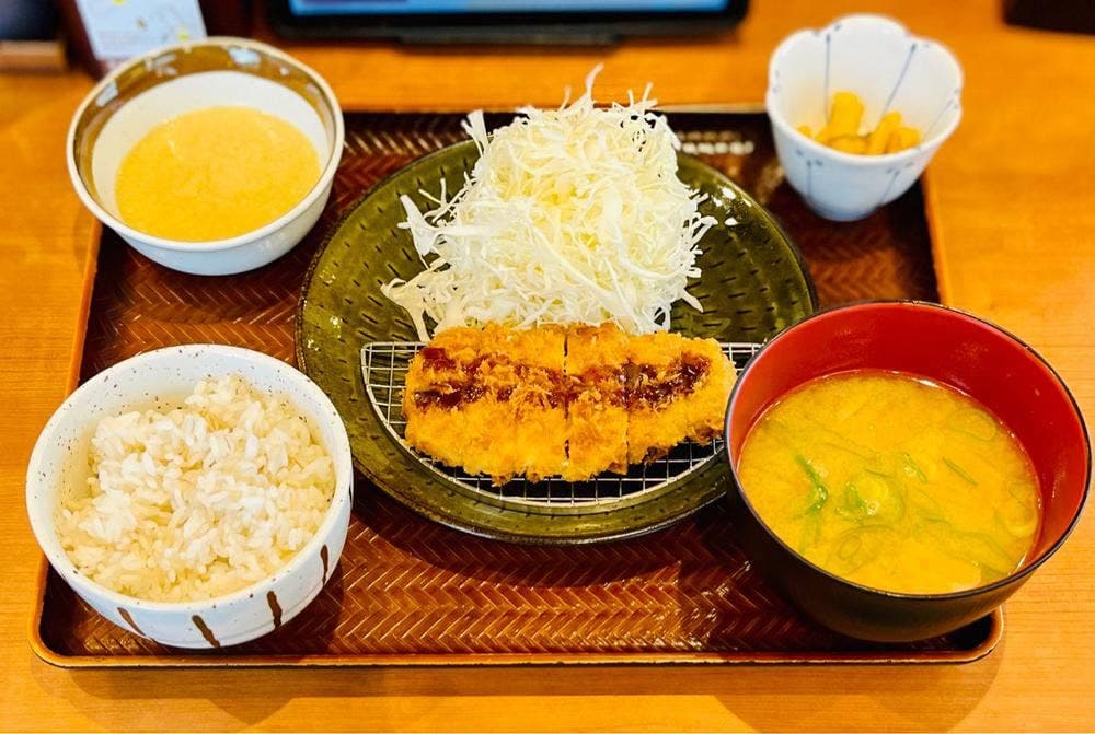 ごはん処 かつ庵 函館若松店