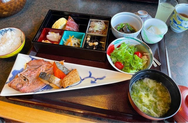 日本料理 初海 エクシブ鳴門 - サブ画像2