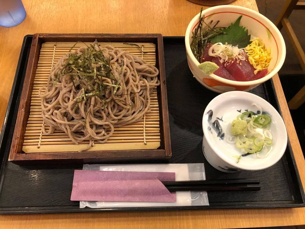 自家製十割蕎麦と揚げたて天ぷら 十割 ゴールデン横丁 品川店