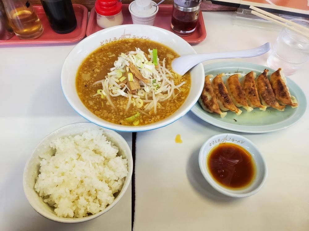 どさん子 小湊店