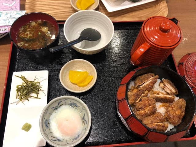 世界の山ちゃん 名駅西口店 - サブ画像1