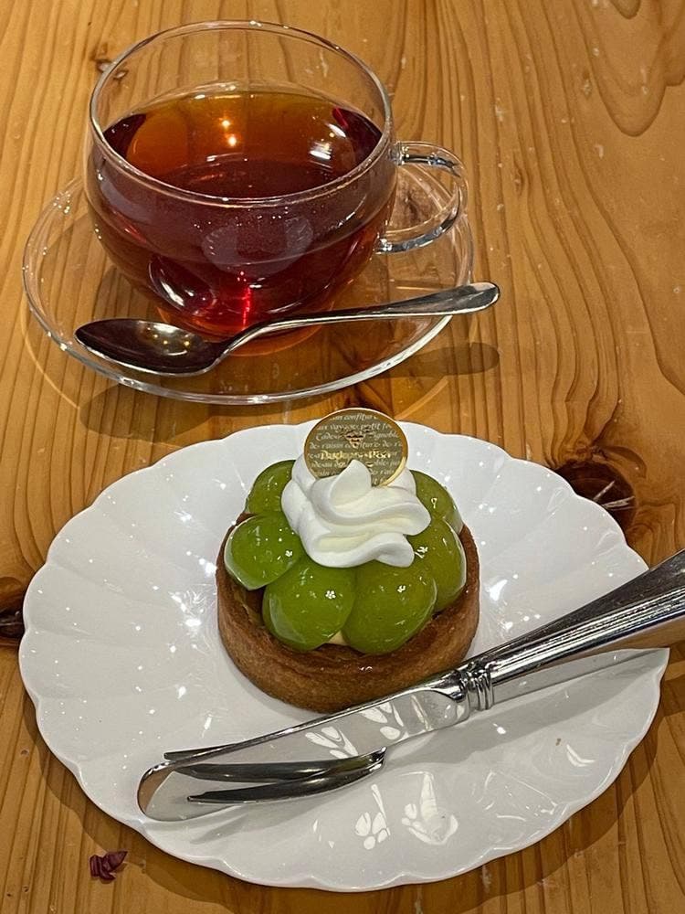 カフェぶどうの森 ファーム金沢百番街店