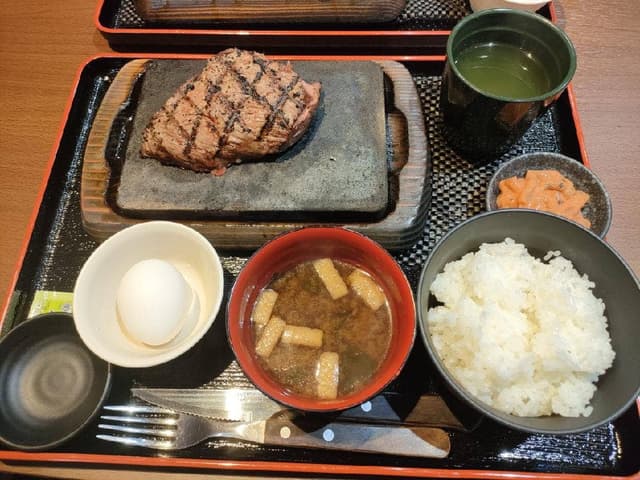 感動の肉と米 小田井店 - サブ画像1