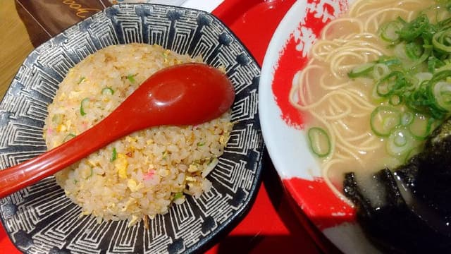 長浜ラーメン一番軒 イーアス春日井FC店 - サブ画像3