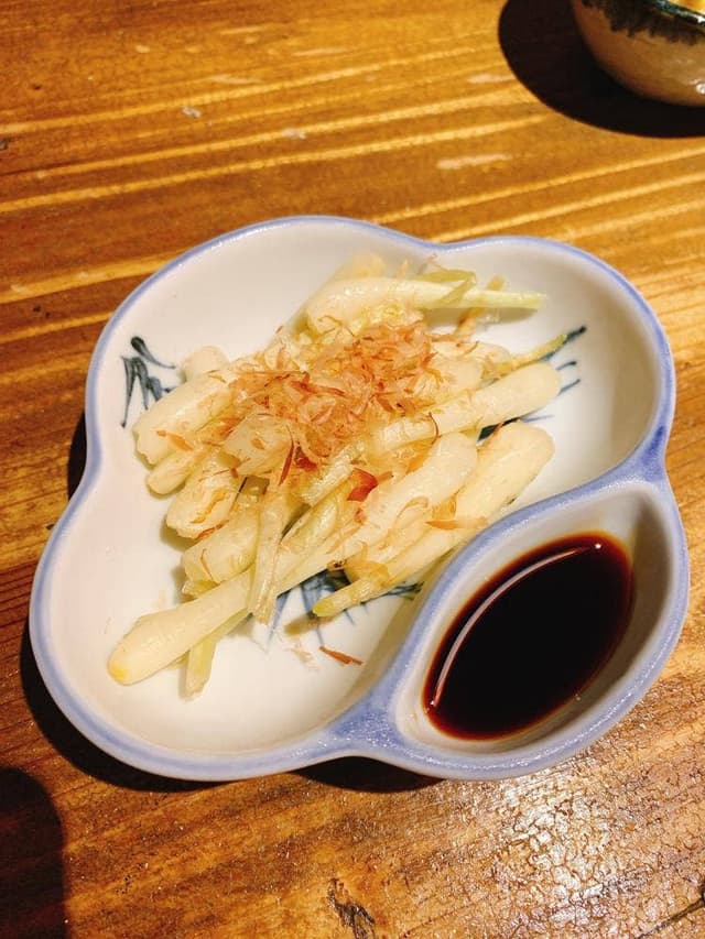 泡盛と創作うちなー料理 北谷殿内 - サブ画像1