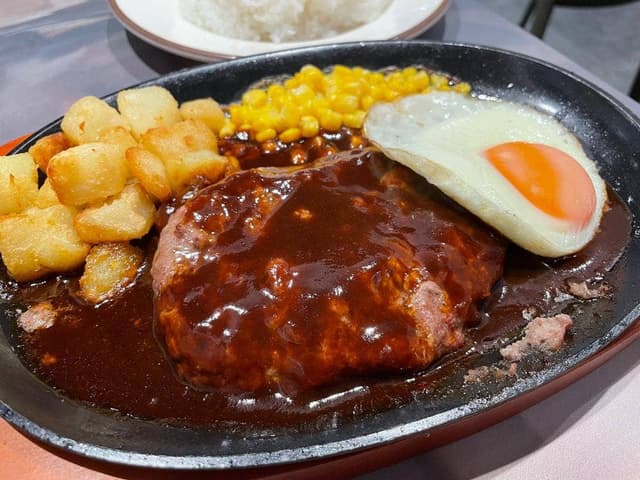 サイゼリヤ 日暮里東口店 - サブ画像1