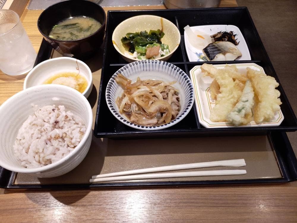 やよい軒 西明石店