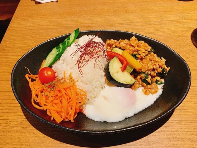 ハドルカレーダイニング - サブ画像1