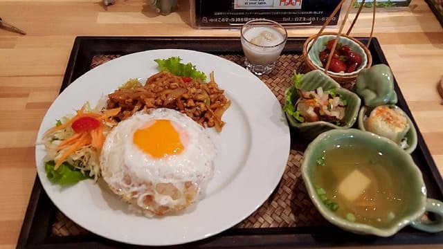 Dee Dee ThaiKitchen - サブ画像1