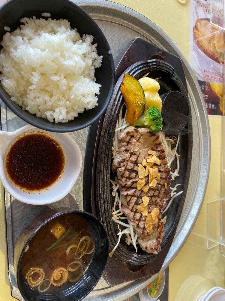 猪名川国際カントリークラブ レストラン