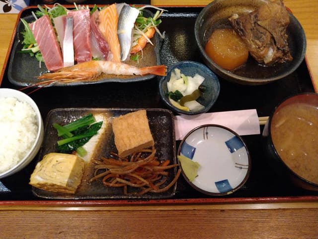 漁師料理 九絵 - サブ画像3
