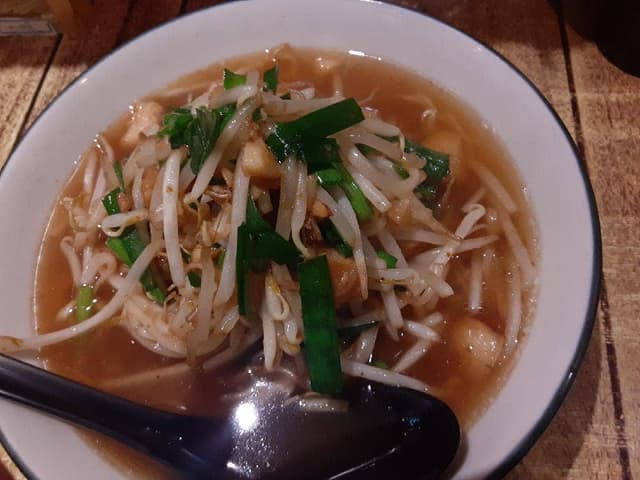 ベトコンラーメン新京 高槻富田店 - サブ画像2