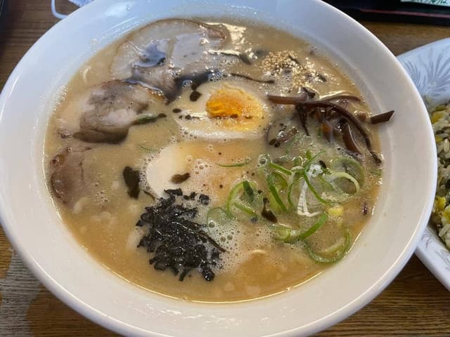 博多らーめん屋 一十 - サブ画像1