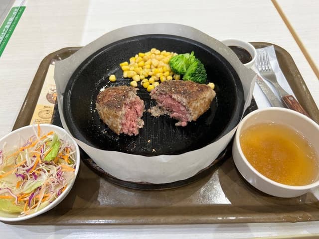武蔵ハンバーグ グランツリー武蔵小杉店 - サブ画像3