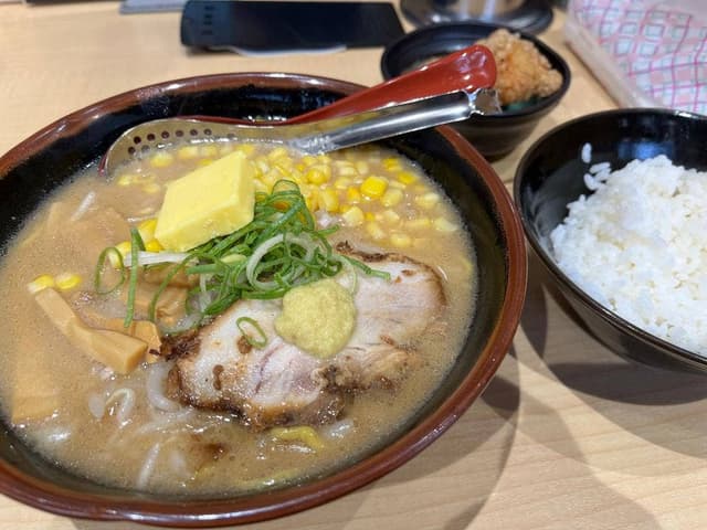 北海道ラーメン 麺処 うたり 相模大野駅前店 - サブ画像1