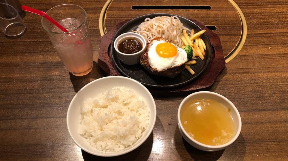 和牛焼肉食べ放題ブラックホール 新宿三丁目店