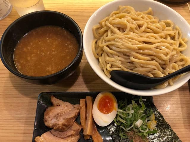 ラーメン春樹 新宿御苑前店 - サブ画像2